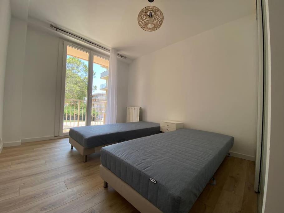 Grand T2 53M2, Proche Plages Et Port , Parking . Apartment La Ciotat Bagian luar foto