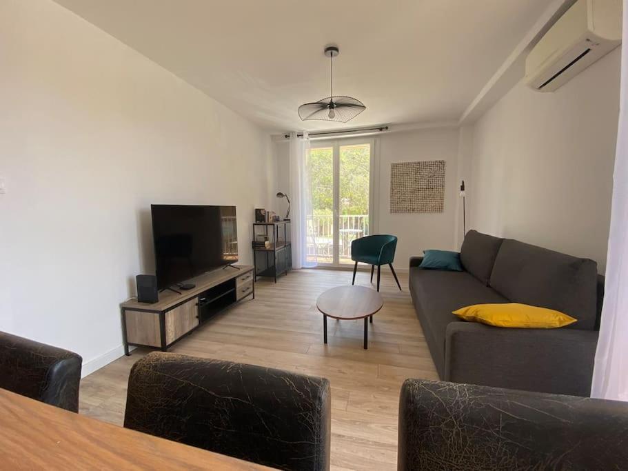 Grand T2 53M2, Proche Plages Et Port , Parking . Apartment La Ciotat Bagian luar foto