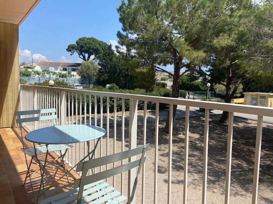 Grand T2 53M2, Proche Plages Et Port , Parking . Apartment La Ciotat Bagian luar foto